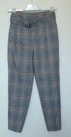 Hose von Akris Punto