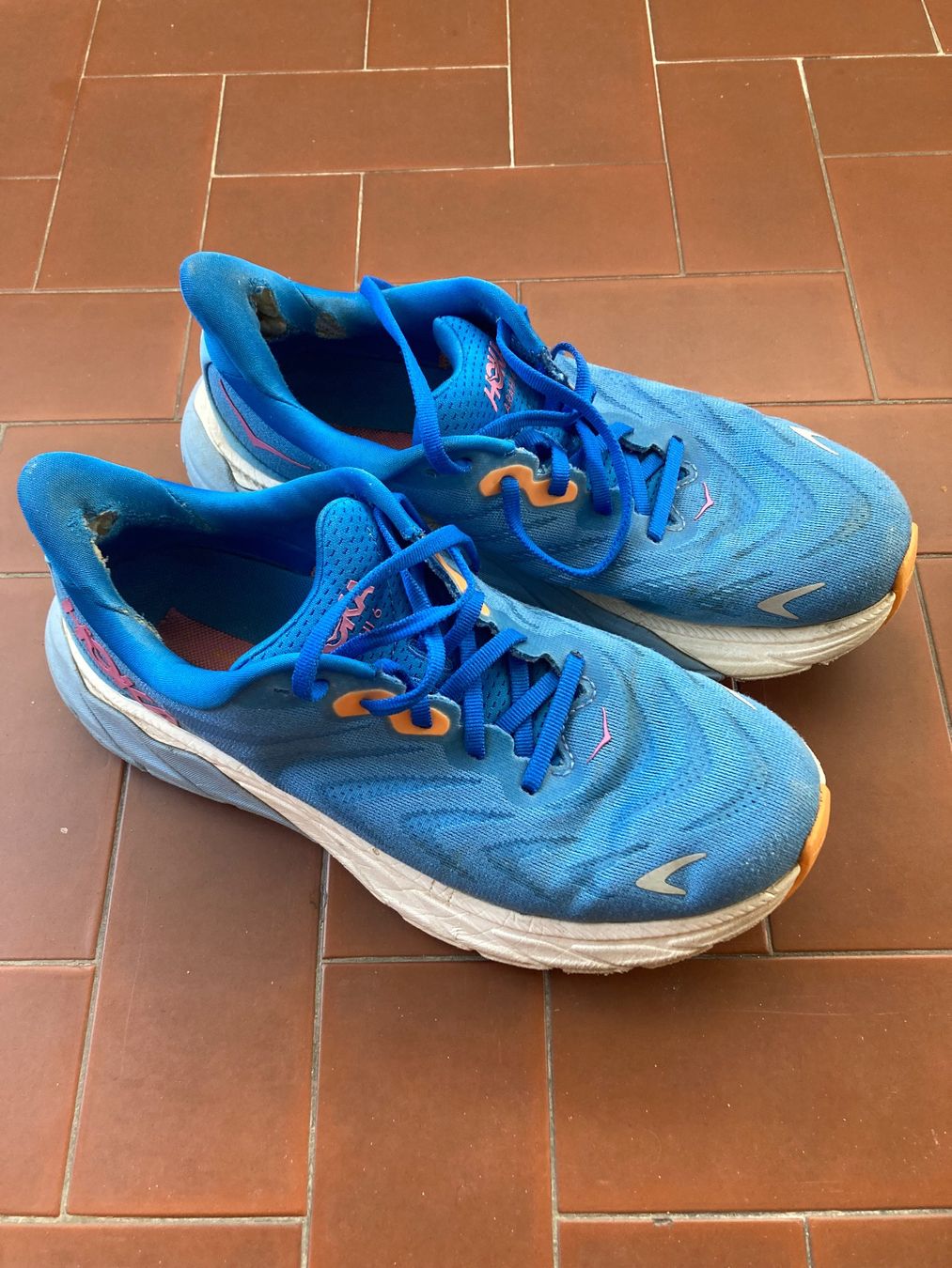 Scarpe da donna: HOKA W ARAHI 6 GR.40 – Usato da Solduno venduto da Elisabetta70