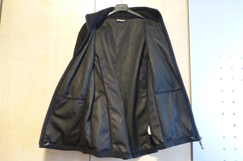 Jacken: Switcher Softshell Jacke schwarz Grösse M – Gebraucht aus Reinach BL von Spider63 2