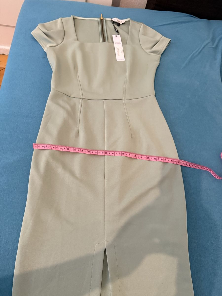 Closet London Vestiti: Robe élégante à vendre – Nuovo e nell'imballaggio originale da Le Locle venduto da tchanatakoua 6