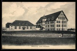 Wädenswil, Neues Schulhaus, mit Mauer