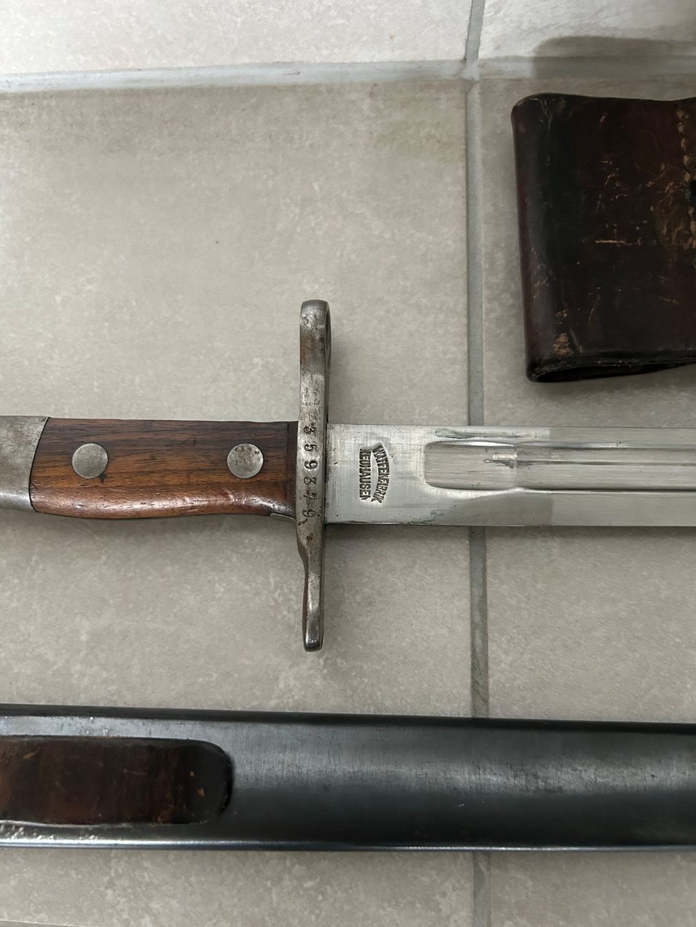 Schweizer Armee Armi bianche: Original Schweizer Armeebajonett Stgw 57 Wenger mit Scheide – Usato da Uhwiesen venduto da winter8240 1