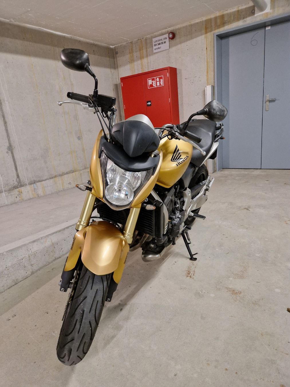 Honda Strada: Honda Hornet 600, Gold Edition – Usato da Grafenried venduto da ice_cream01 2