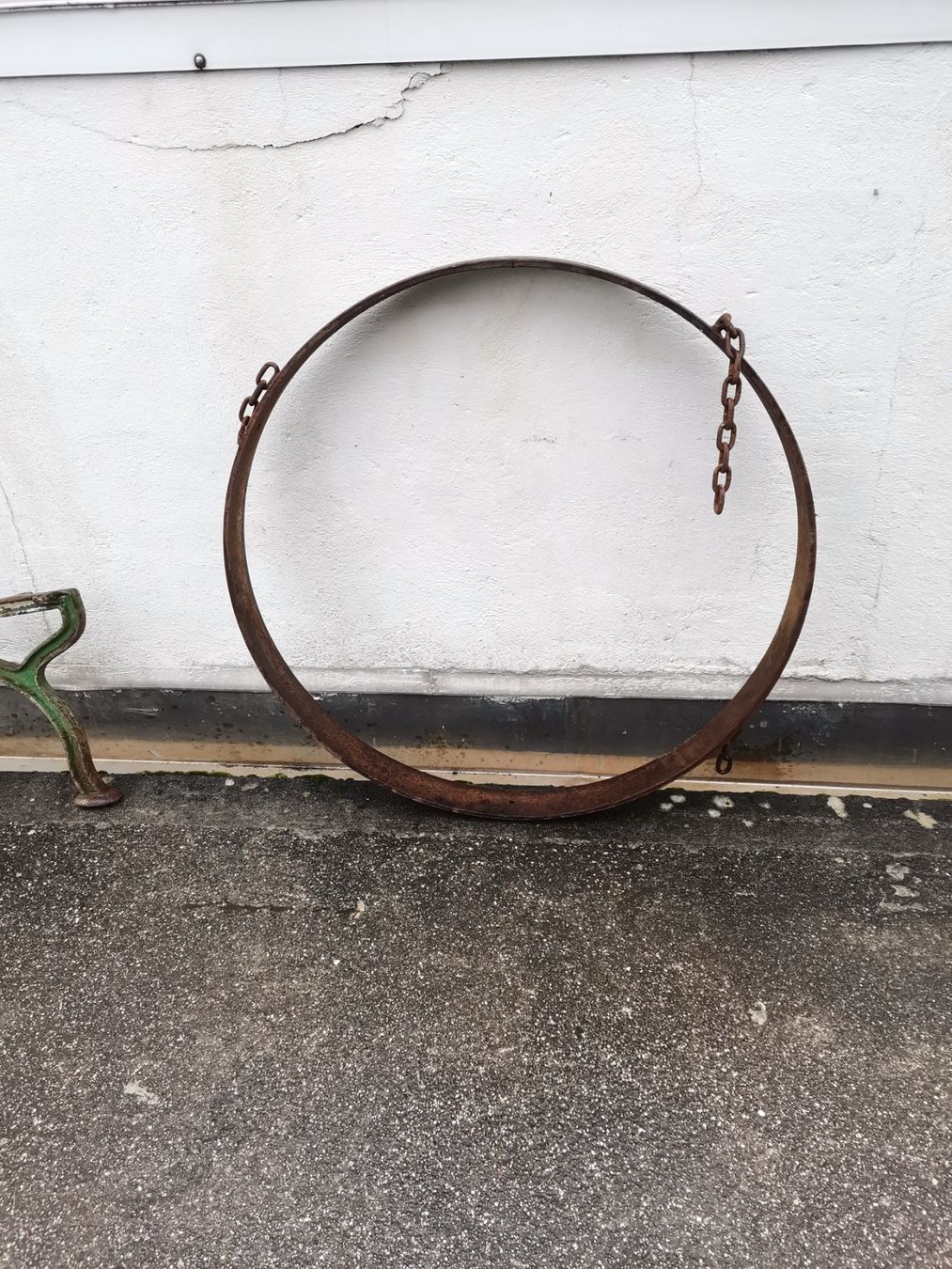 Ringe: Grosser Metallring, Grosser Eisenring, Grosses Rad, Ring – Gebraucht aus Wiedlisbach von materialkreislauf