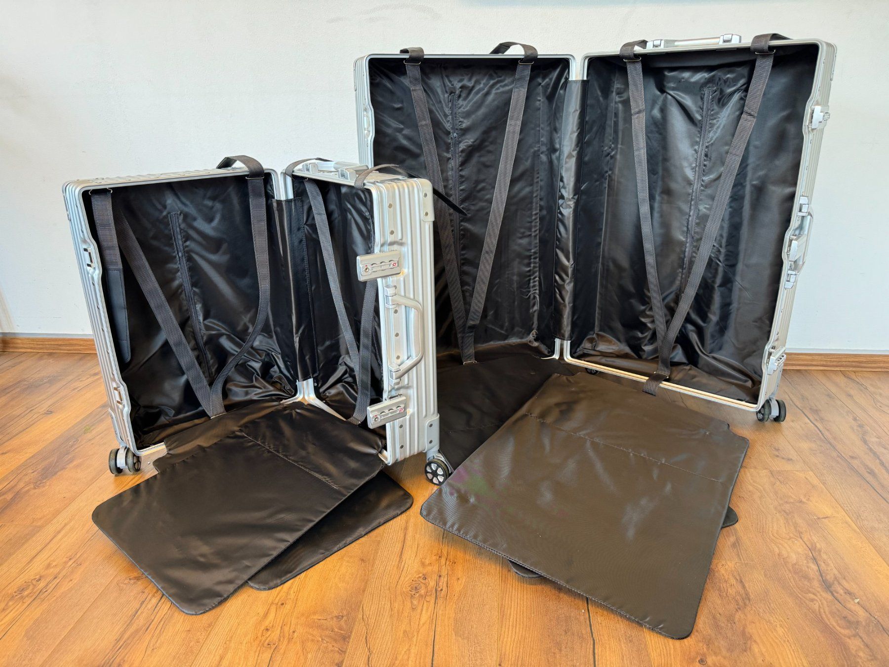 Valigie: 2 teiliges Aluminium Koffer BUNDLE SET gateBAG in SILBER NEU – Nuovo e nell'imballaggio originale da Bergdietikon venduto da shopAgent 9