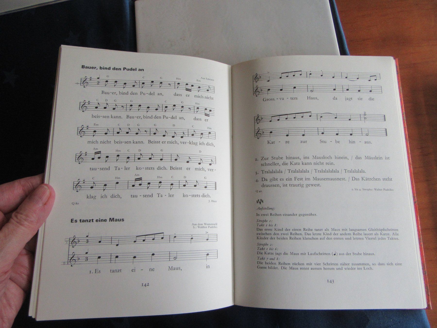 Libri: Schweizer Singbuch - Unterstufe – Usato da Wattwil venduto da wampi 8