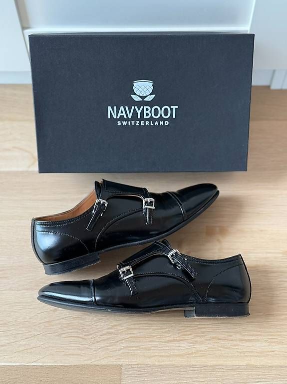 Chaussures hommes: Business Slipper von Navyboot, schwarz – D'occasion à St. Gallen par Sabrinaaa 1