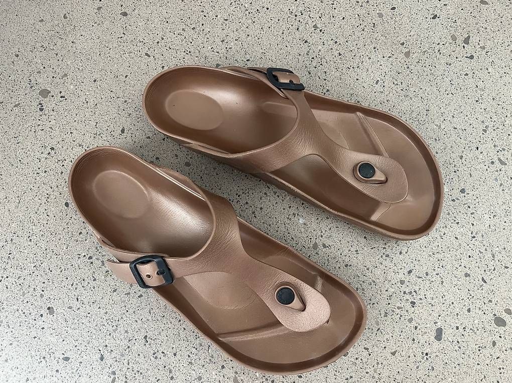 Birkenstock Damenschuhe: Birkenstock Gizeh EVA – Gebraucht aus Zürich von redberry 1