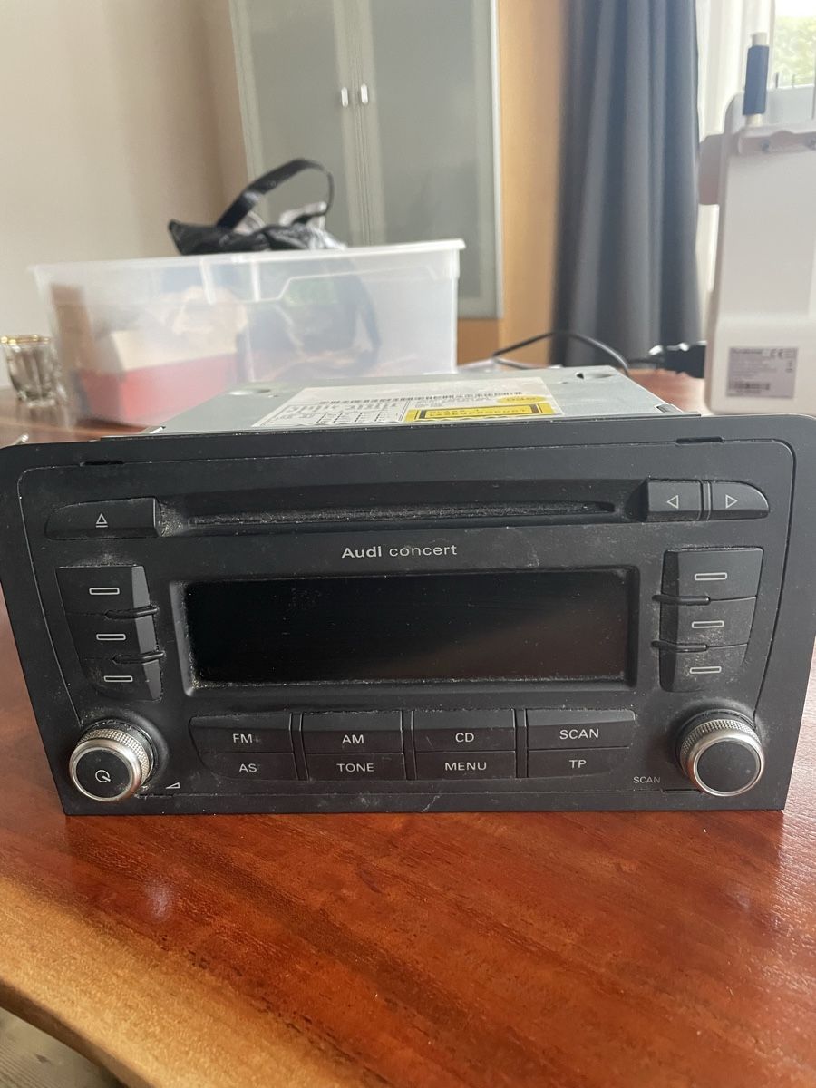 Radio: Autoradio Audi A3 – Usato da Strengelbach venduto da Kasp16