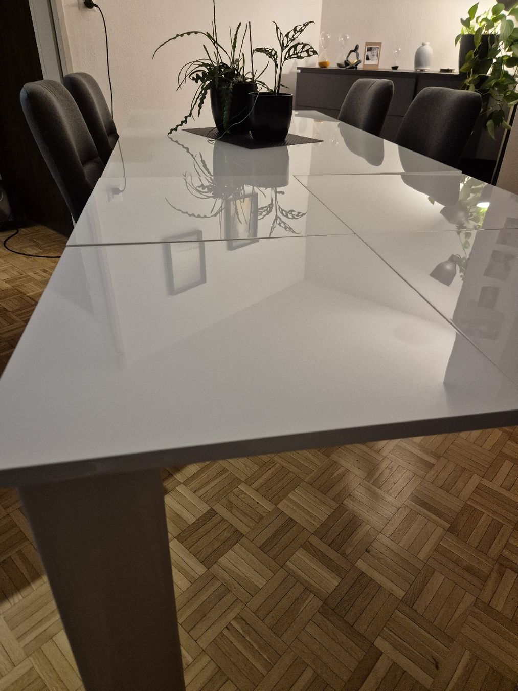 Tavoli: Table en verre opaque,  extensible. En excellent état – Nuovo (secondo la descrizione) da Courroux venduto da blabla90 4