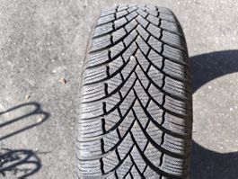 4 pneus hiver Bridgestone 185/60 R15 occasion état bon