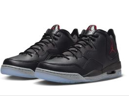 Jordan - Air Jordan Courtside 23 'Black Particle Grey' Gr.42