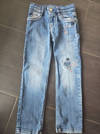 Süsse Mädchen Jeans Gr. 104 mit 🌸