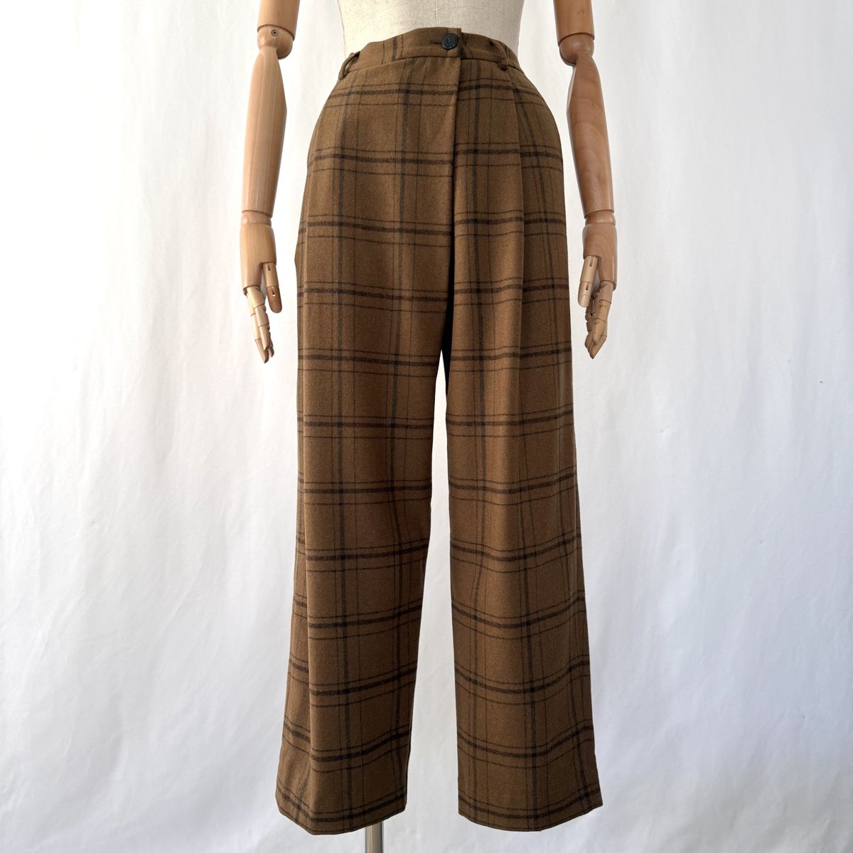 Pantaloni: POMANDERE Wool Trousers – Nuovo (secondo la descrizione) da Emmen venduto da Colette-Juliette 1