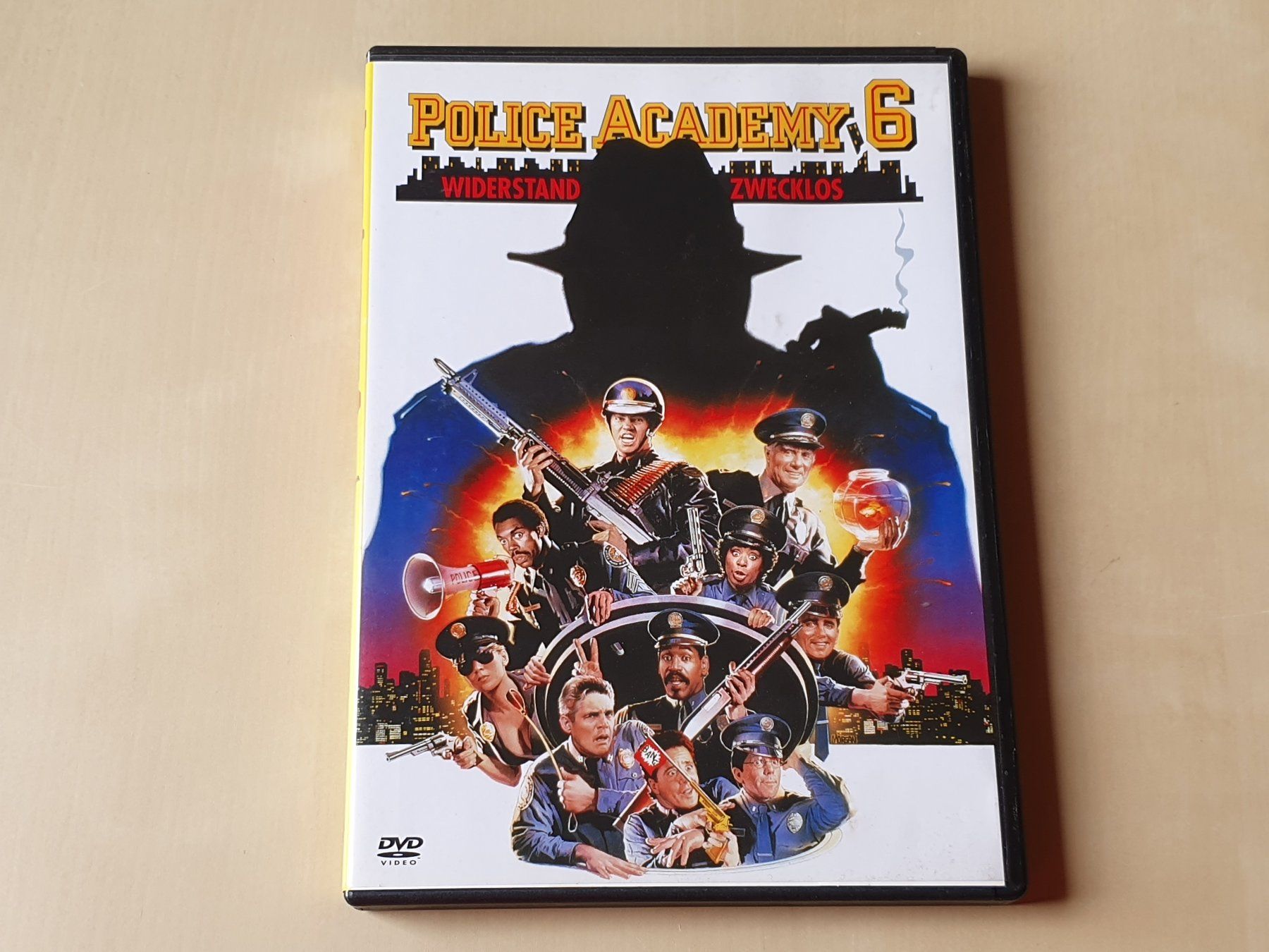 Tutti i DVDs: Police Academy 6 – Usato da Stansstad venduto da collectorsshop