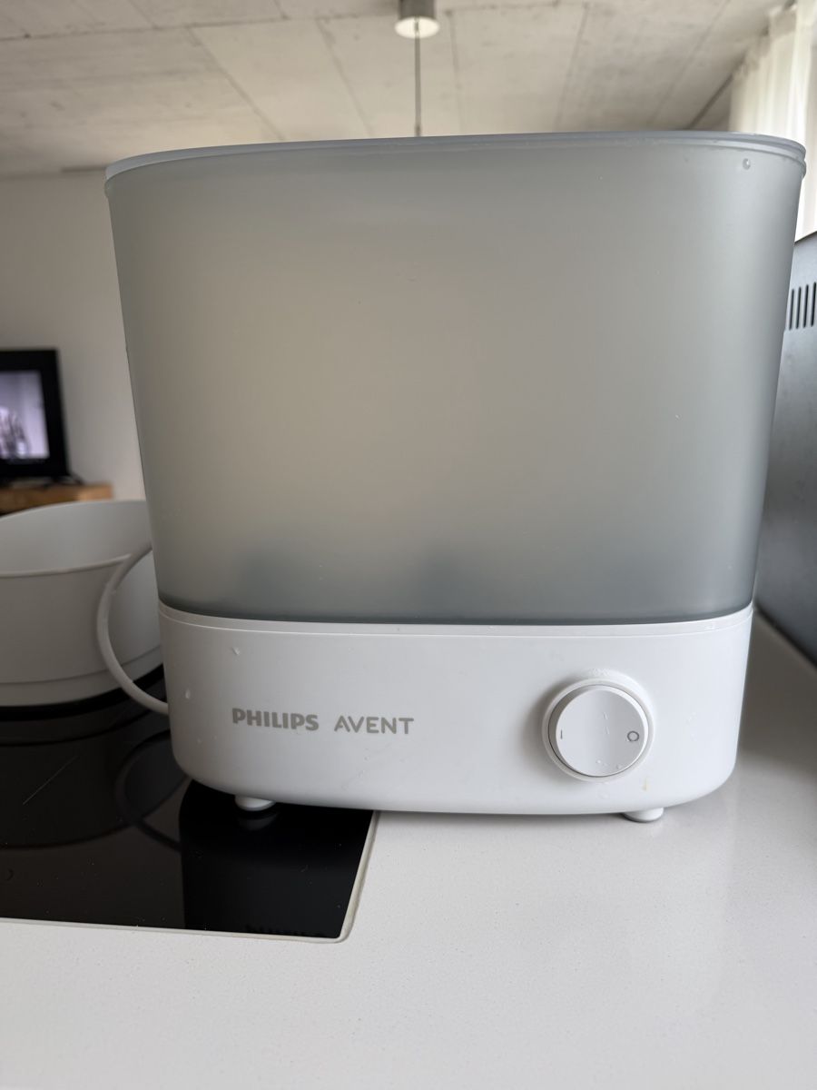Philips Pasti del neonato: Philips Avent elektrischer Sterilisator – Usato da Langendorf venduto da mar_klj5