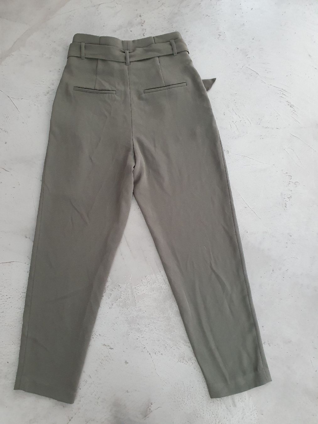 H&M Pantaloni: Stoffhose, 36 – Usato da Steinach venduto da Xamax18 1