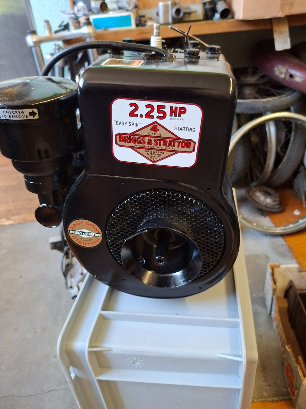 Motosacoche  Motori: NOS NEU STATIONÄRMOTOR BRIGGS&STRATTON 2.25HP TYP 60301 – Nuovo e nell'imballaggio originale da Wängi venduto da Toeff85 2