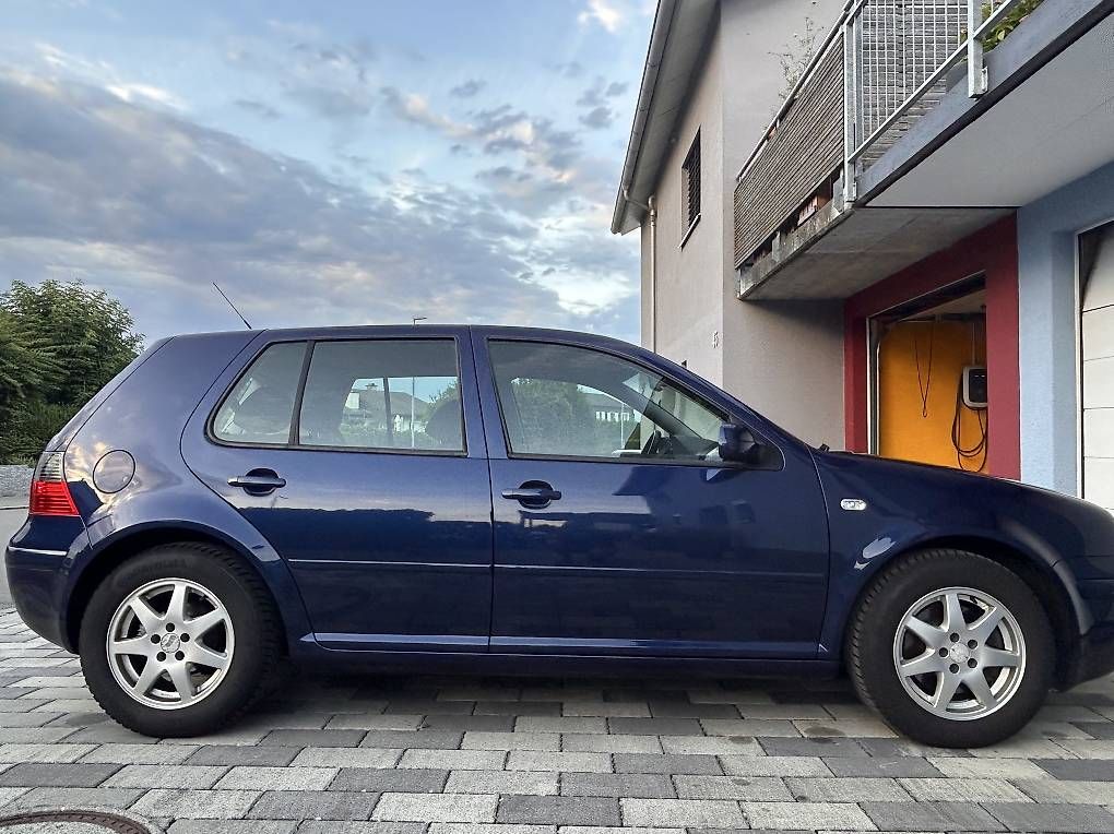 Autos: VW Golf 1.8 GTI – D'occasion à Romanshorn par Alfagtv6