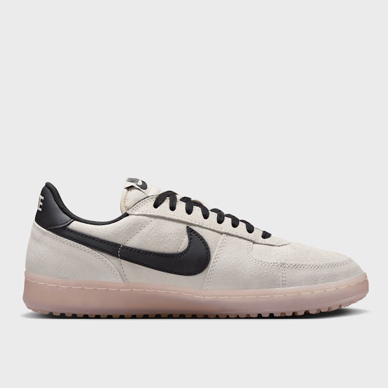 Nike Herrenschuhe: Nike Field General Turnschuhe Grösse 42.5 NEU – Neu und originalverpackt aus Kehrsatz von Morcer 1