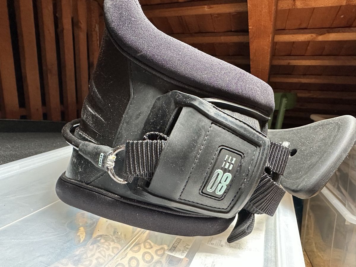 Sport dell'aria & Aquiloni: ION Hüfttrapez - Kitesurfen – Usato da Zürich venduto da wintergarten90