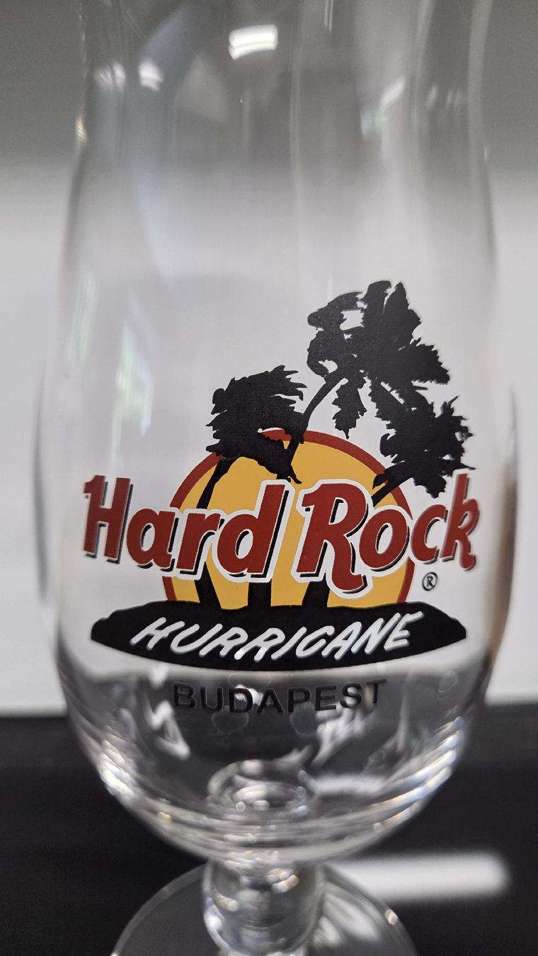 Hard Rock Cafe Bicchieri: Hard Rock Café Budapest Hurricane Glas – Nuovo (secondo la descrizione) da Dättwil AG venduto da Mafalda007 1