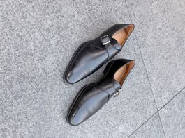 Eleganter Herren Business Schuh mit einer Schnalle