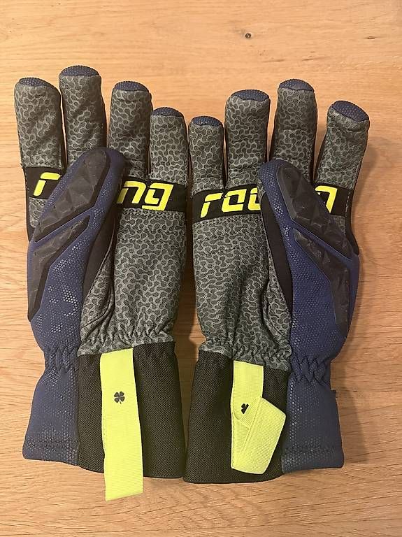 Altri accessori da uomo: Marco Odermatt Reusch Skihandschuh – Usato da Engelberg venduto da Chlifelder 1