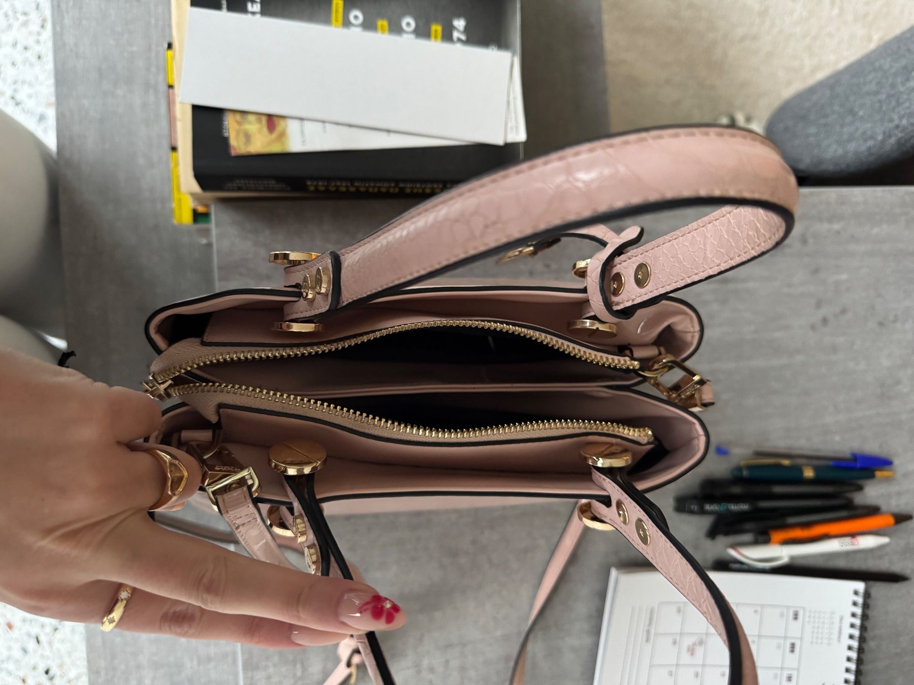 Borse da donna: DUNE LONDON Tasche – Usato da Glattpark(Opfikon) venduto da iso_y6js 2