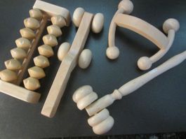 4 x Massagegerät Holz, Fuss und Rücken