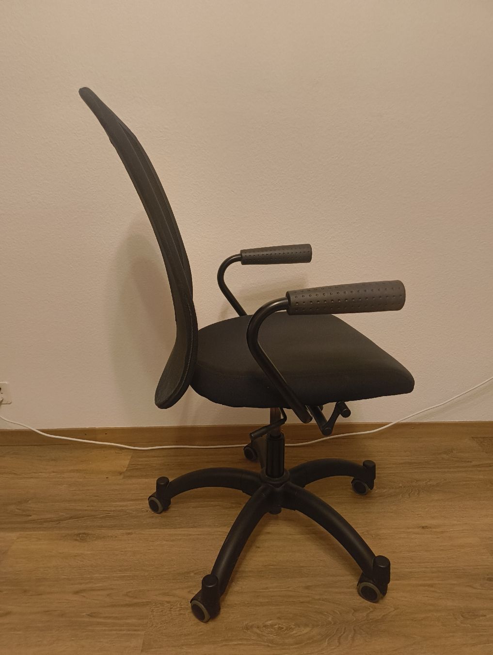 Sedie: Bürostuhl  – Usato da Wettingen venduto da Gaila0608 2
