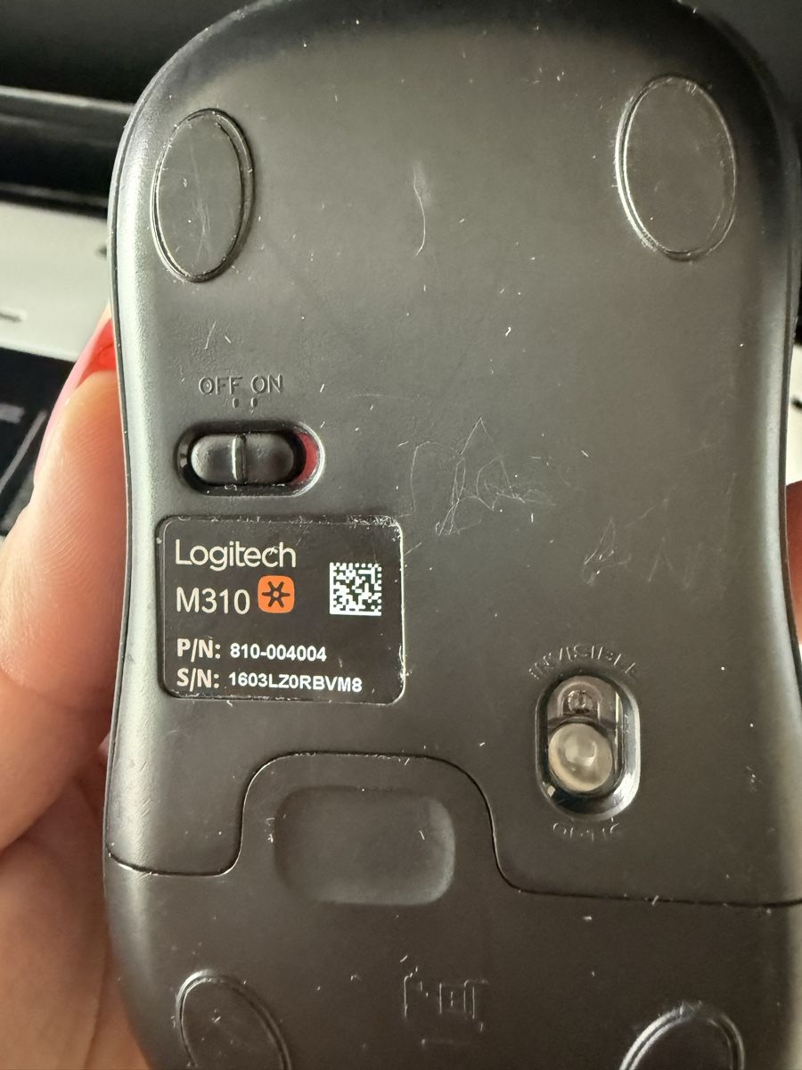 Logitech Claviers: Logitech K520 Keyboard Mouse Combo used – D'occasion à Boswil par Tamara_Vanessa92 1