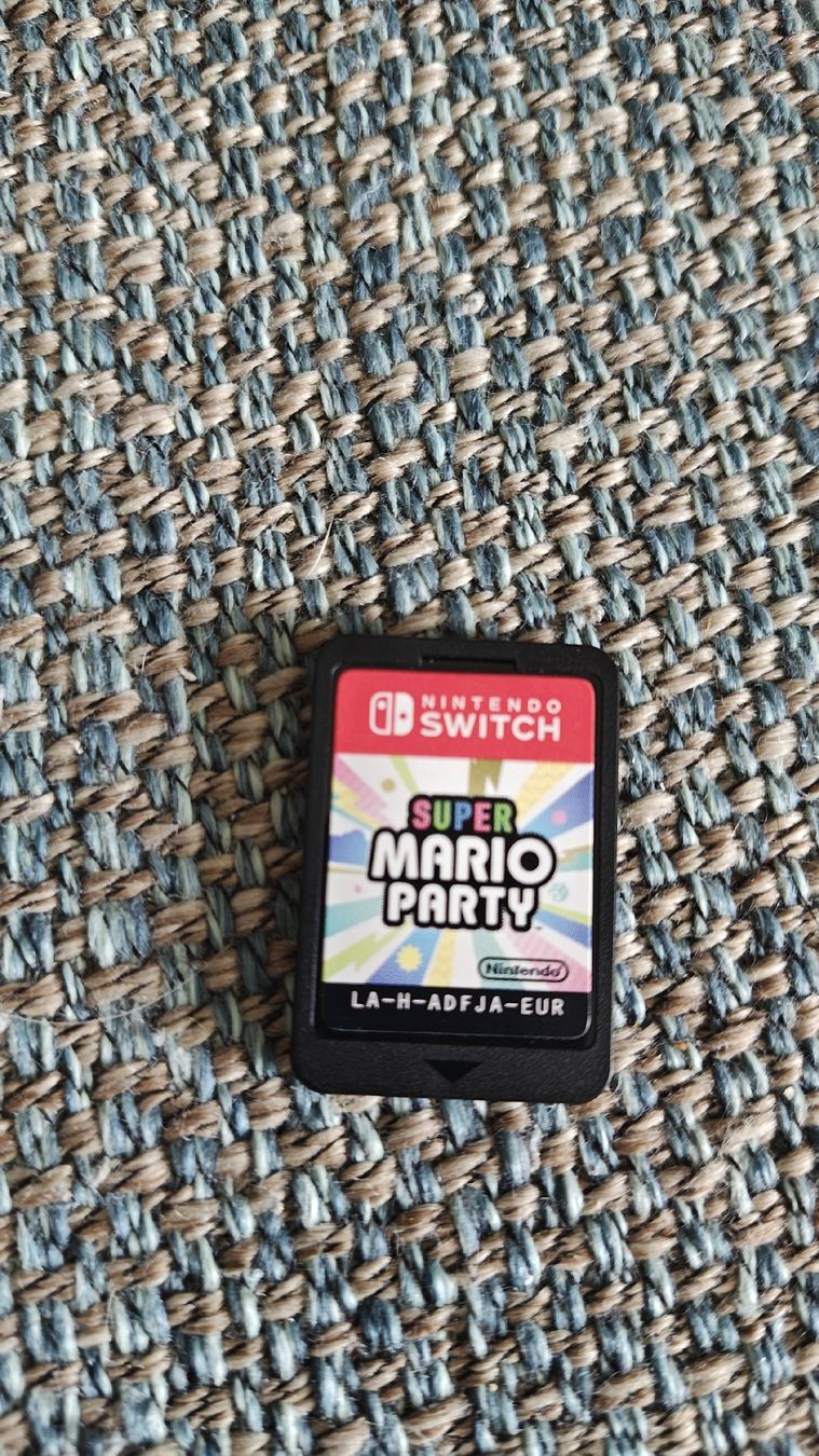 Nintendo Giochi: Nintendo Switch Super Mario Party – Usato da Montagnola venduto da mattbert86