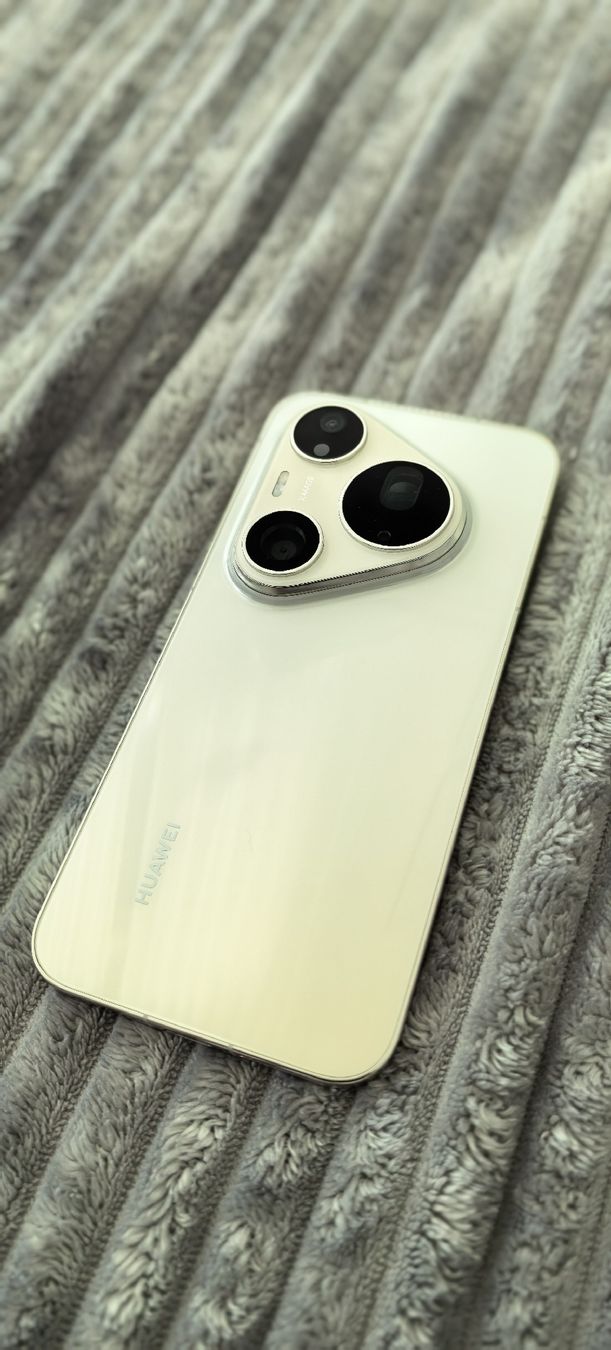 Huawei Telefoni cellulari / Smartphones: Huawei Pura 90 Pro Max – Nuovo (secondo la descrizione) da Uitikon Waldegg venduto da Da_ie 1