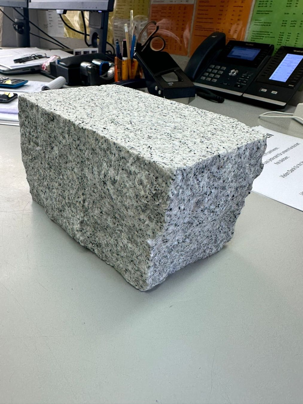 Minerali & Pietre curative: 43 Meter Bindersteine Typ 12 Granit, Oberfläche gestrahlt – Nuovo e nell'imballaggio originale da Steinmaur venduto da Steinbeisser 2