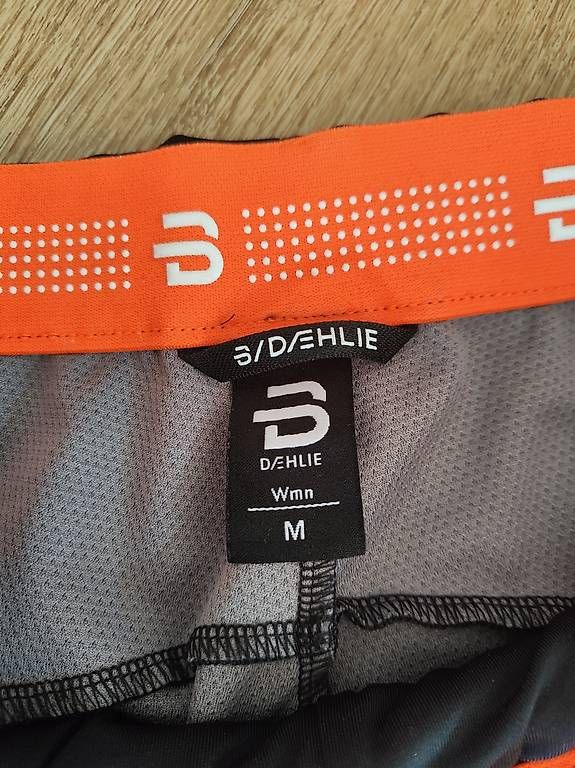 Pantaloni: Björn Daehlie Damen Langlaufhose M – Usato da Flüelen venduto da pri_7p8g 1