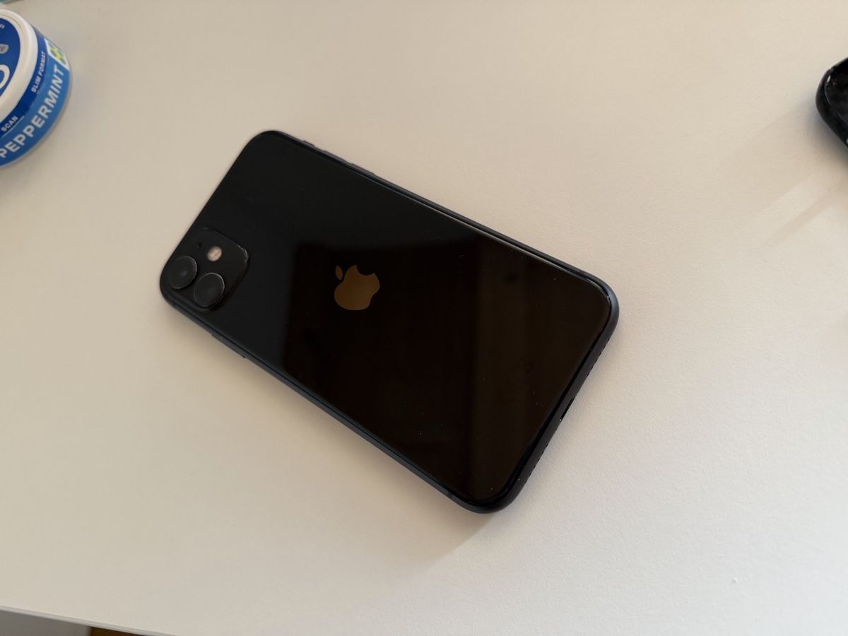 Apple Telefoni cellulari / Smartphones: iPhone 11 256GB Black – Usato da Riggisberg venduto da HIRO4 1