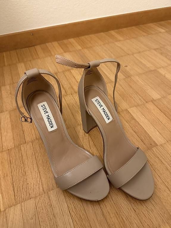 Scarpe da donna: Heels – Usato da Wallisellen venduto da hug_pf77