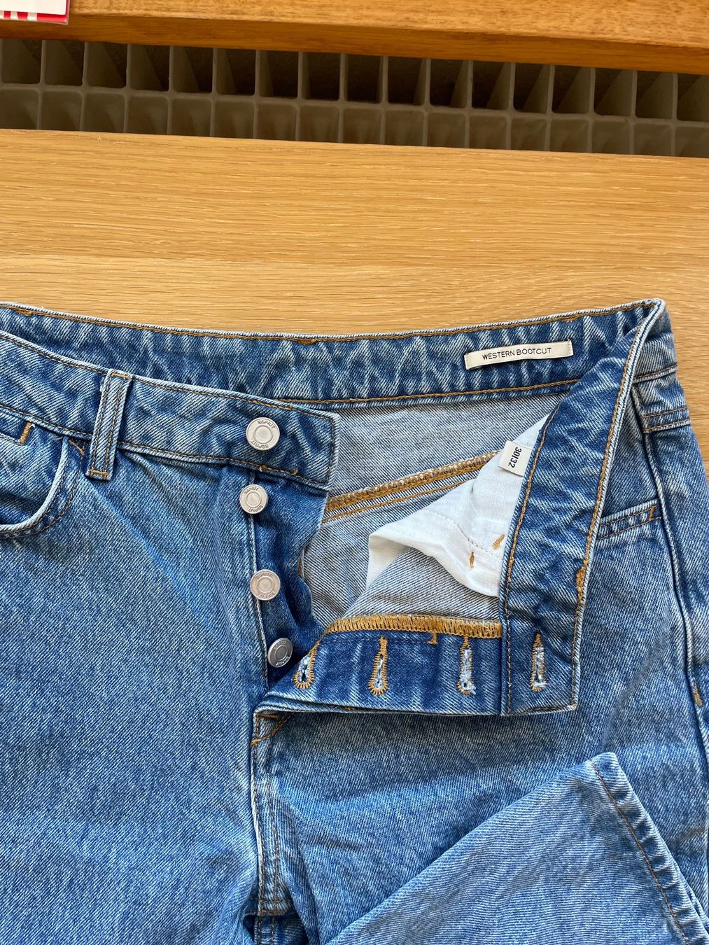 Esprit Jeans: Jeans von Esprit – Nuovo (secondo la descrizione) da Bern venduto da SoSofa 1