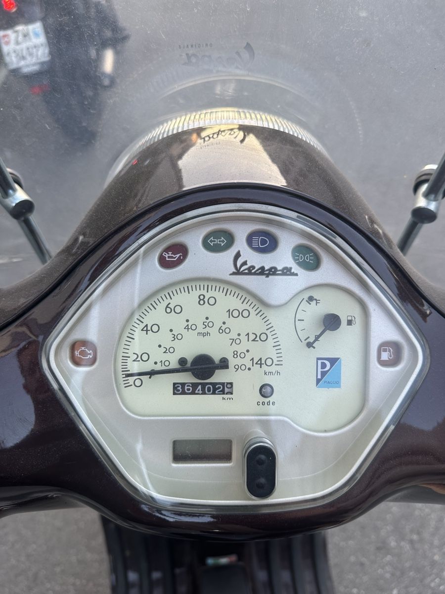 Piaggio Strada: Vespa Piaggio LX125 – Difettoso da Zürich venduto da celinerst 7