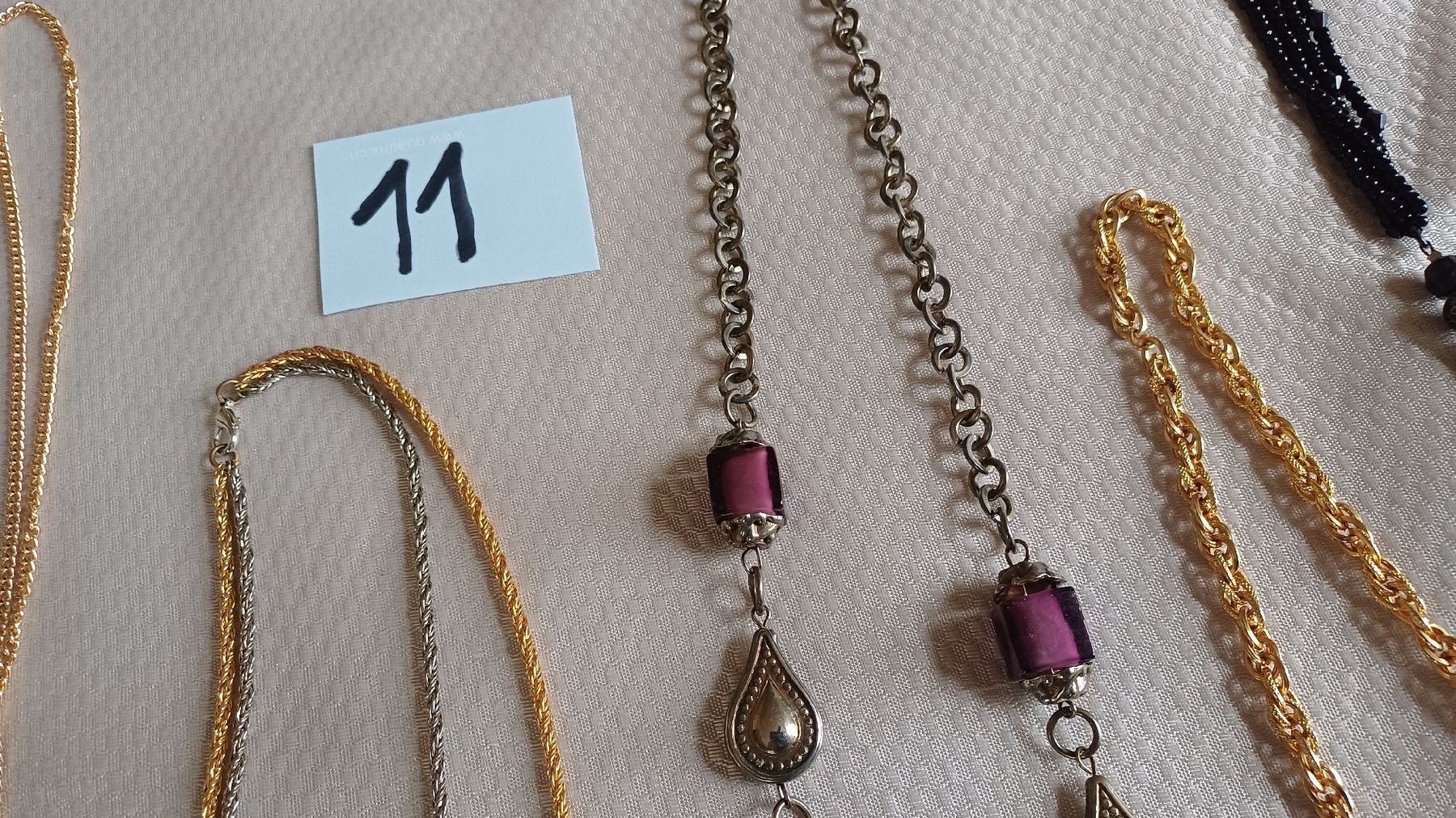 Altri gioielli: Lot diverser Modeschmuck – Usato da Flawil venduto da Pinkmalibu 1