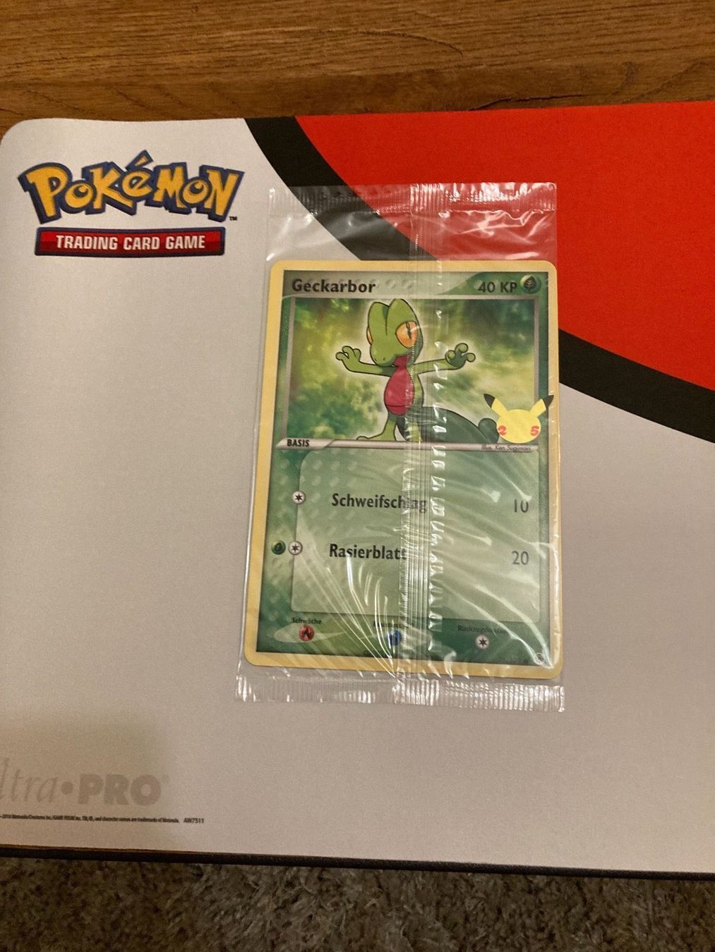 Pokémon Cartes à collectionner: Pokemon Celebrations Oversize – Neuf avec emballage d'origine à Küssnacht am Rigi par Ebikoner 4