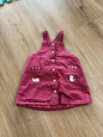 Latzkleid, Gr 86