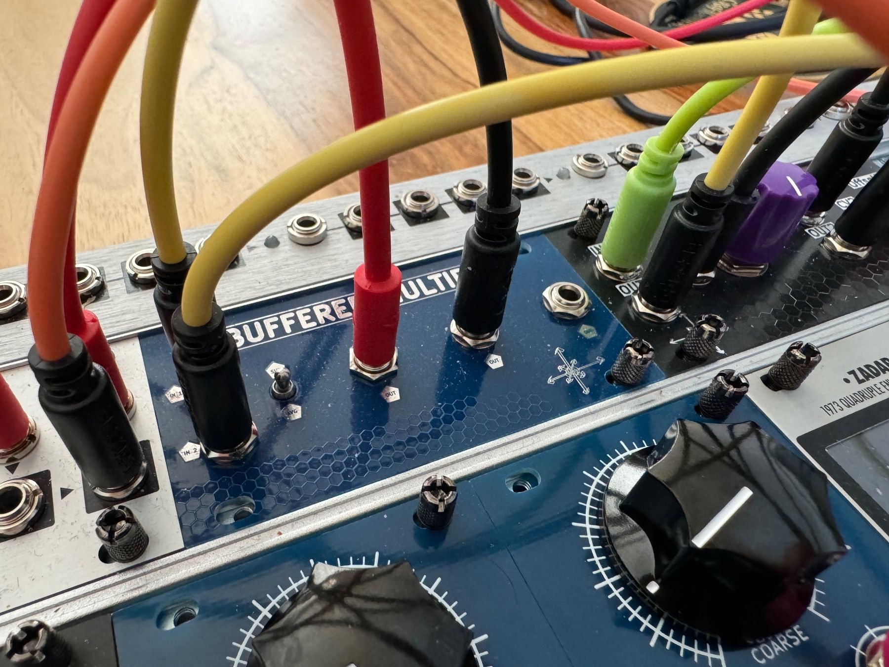 Musikinstrumente: Buffered Multiple + Adder (1U Synthesizer Module) – Neu (gemäss Beschreibung) aus Muri b. Bern von  4