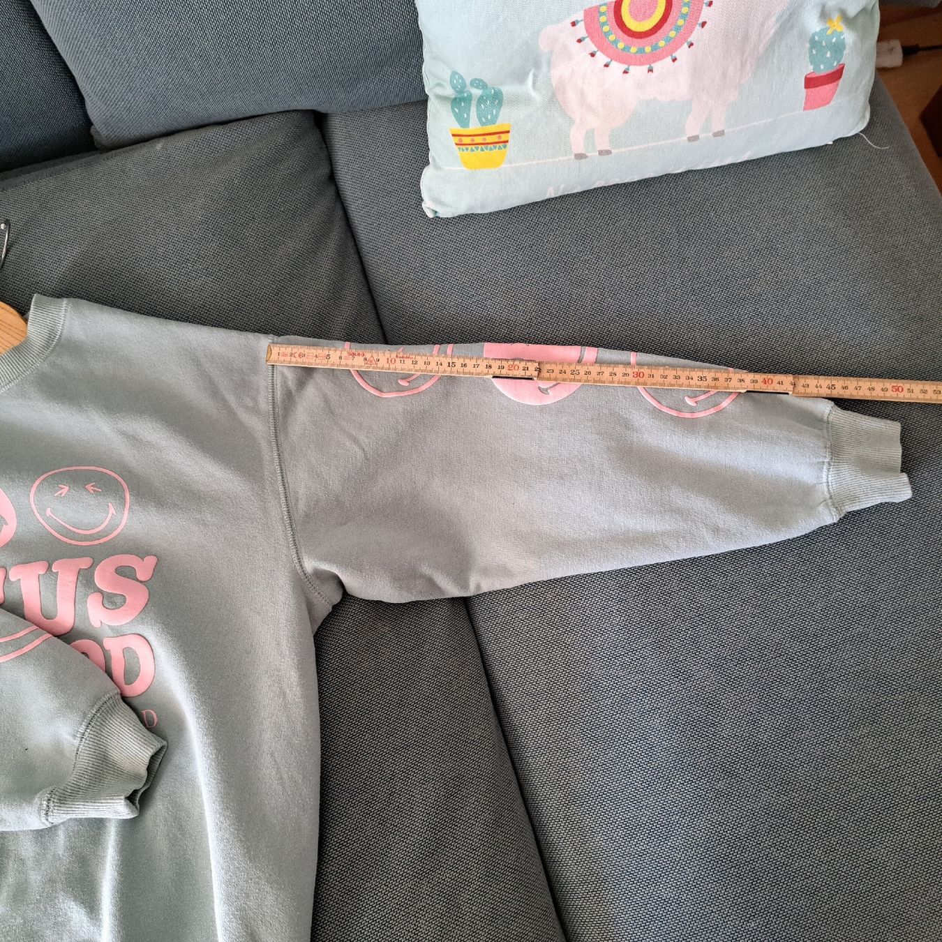 H&M Pulls et sweat-shirts: Pullover – D'occasion à Zollikofen par selanaj 4