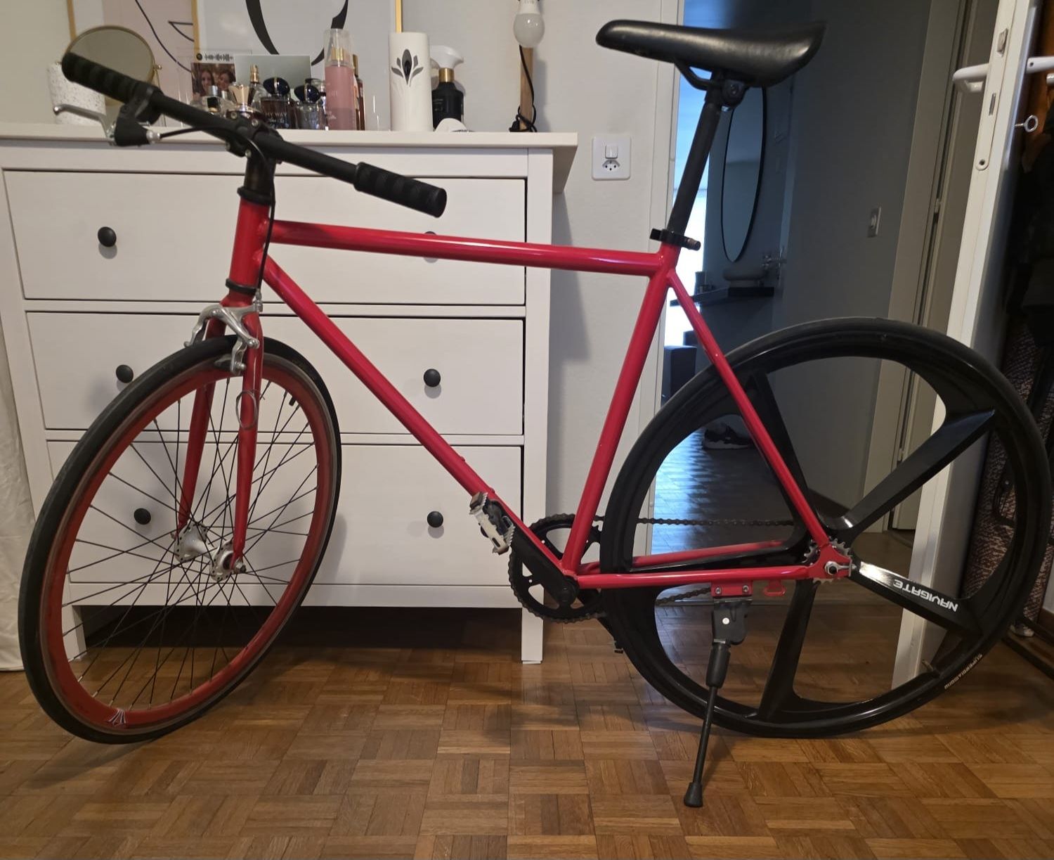 Biciclette: Vélo fixe rouge taille M bon état – Nuovo (secondo la descrizione) da Genève venduto da Gigs007 1