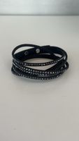 Bracelet noir multi-tours avec cristaux, parfait état!