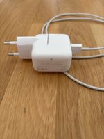 Apple USB Charger 10 W + Lightning Cable