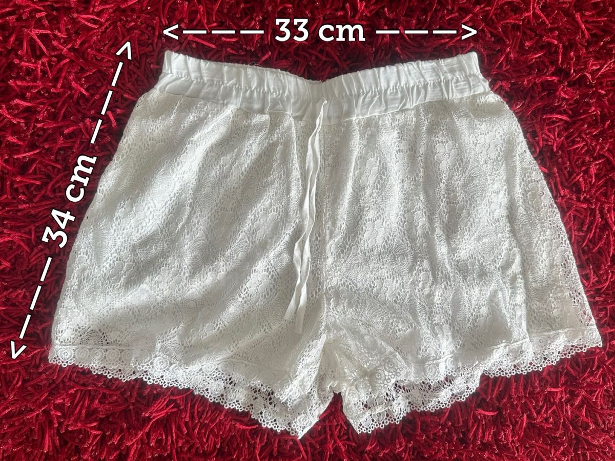 Hosen: Spitzen Shorts weiss neuwertig Gr. M – Gebraucht aus Emmenbrücke von little.treasures 1