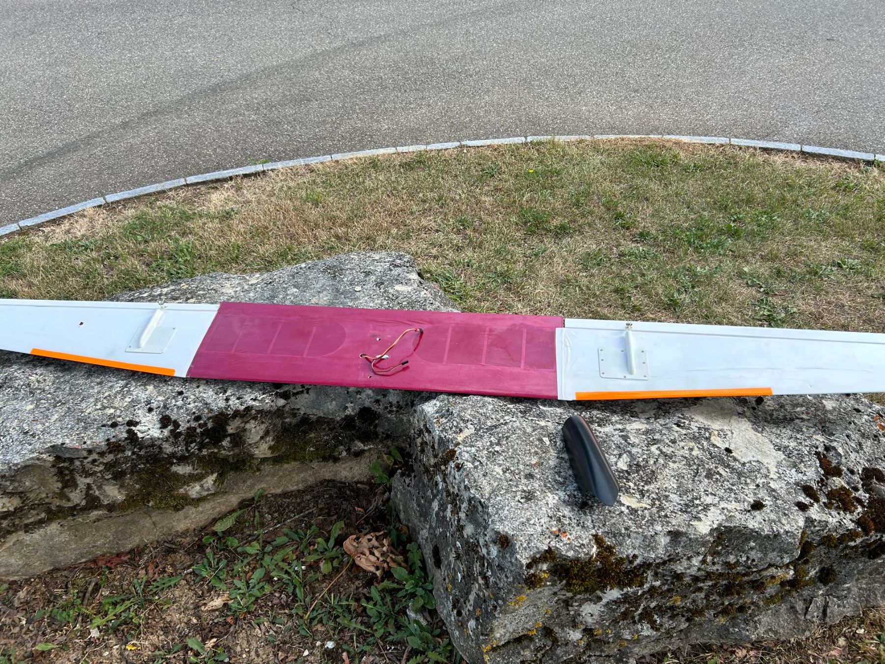 Hacker Modellismo RC: Space Segler RC-Flugzeug – Usato da Schaffhausen venduto da Gloeoenli 3
